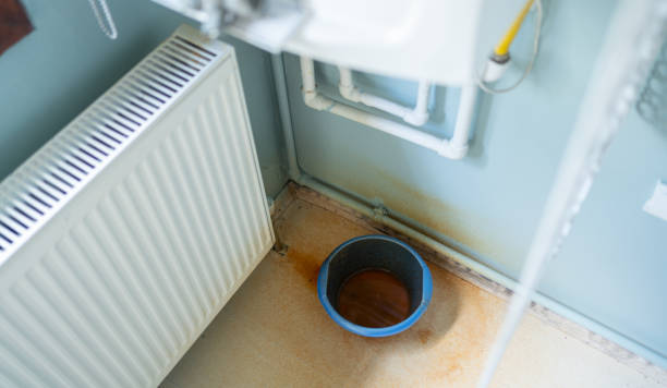 Water damage restoration process in AZ